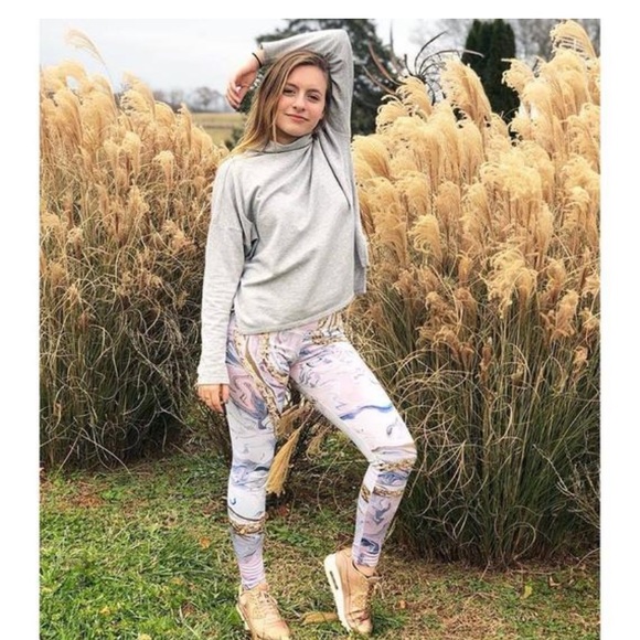 Original art made into leggings! - Picture 7 of 8